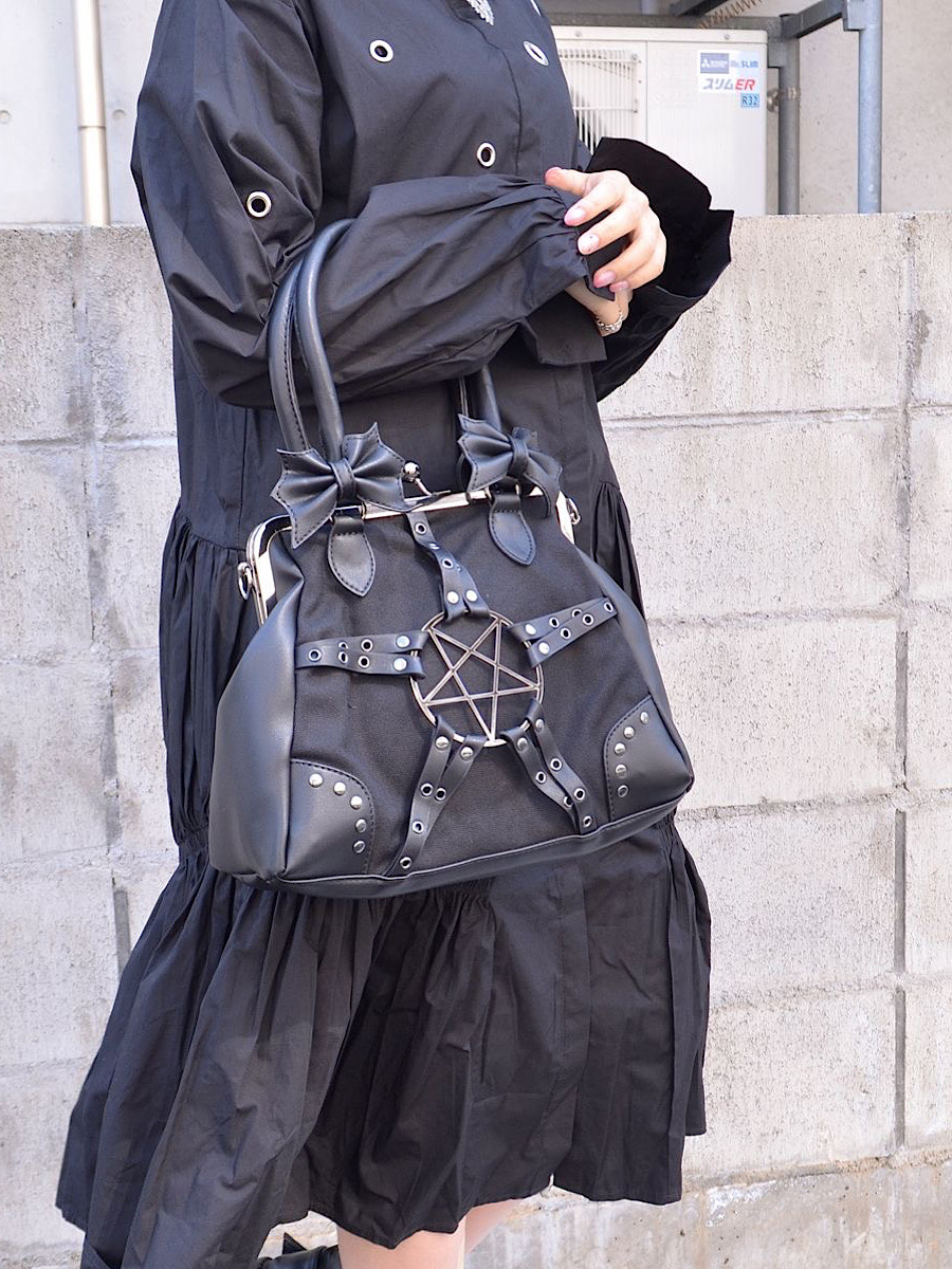 RESTRICT がま口ハンドバッグ