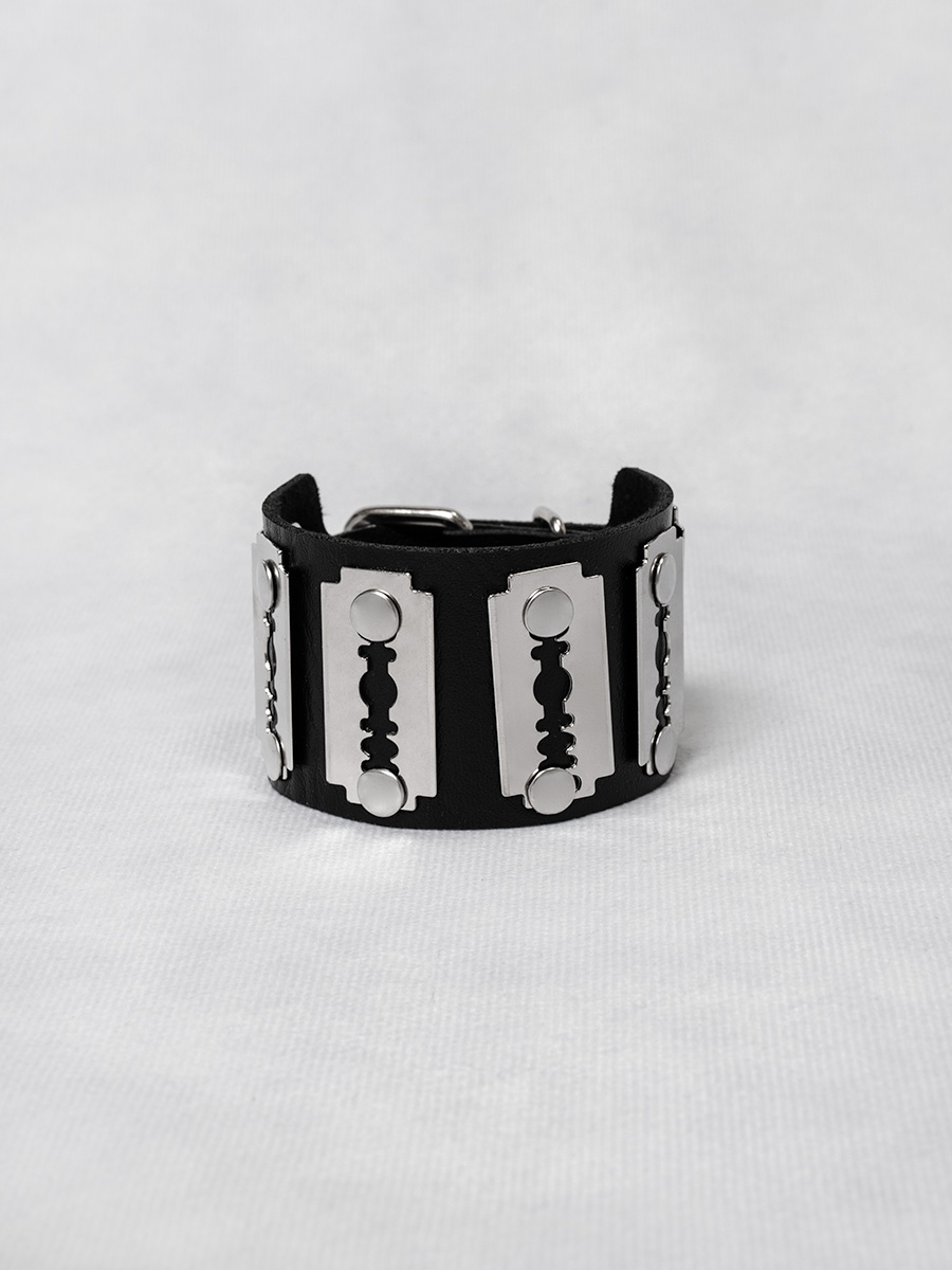 カミソリブレス