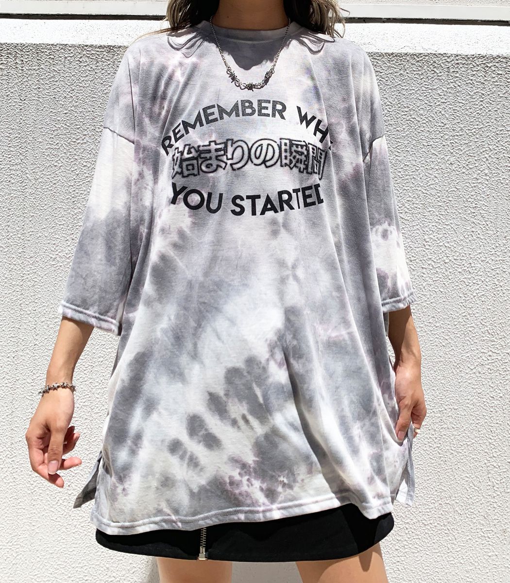 モデル身長165cm/着用サイズF/着用カラーBLACK