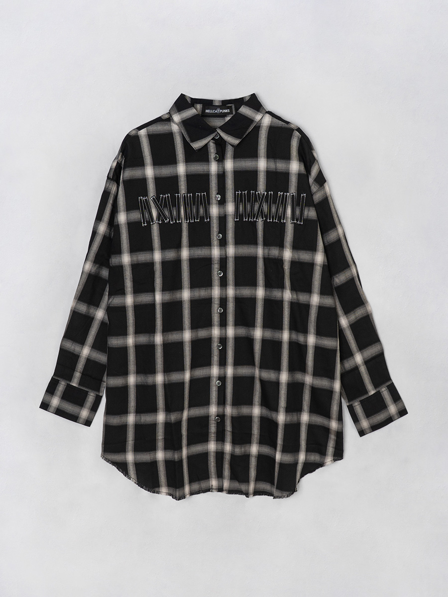 チェックシャツ